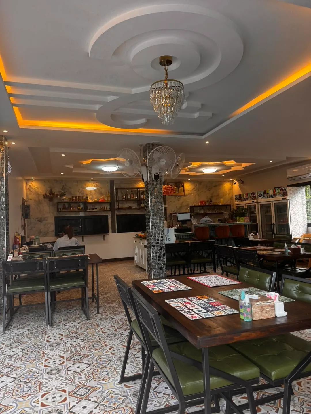 Dining room at Babu's Indian Restaurant in Maenam