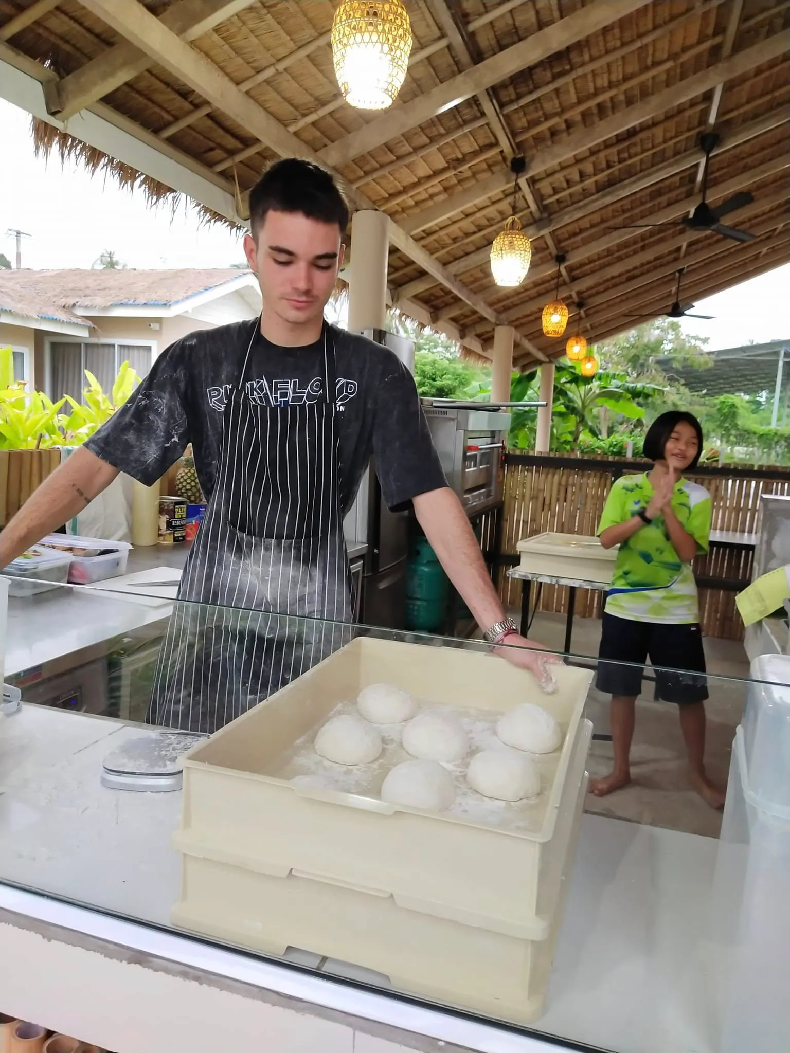 Nanus Kitchen and Oven