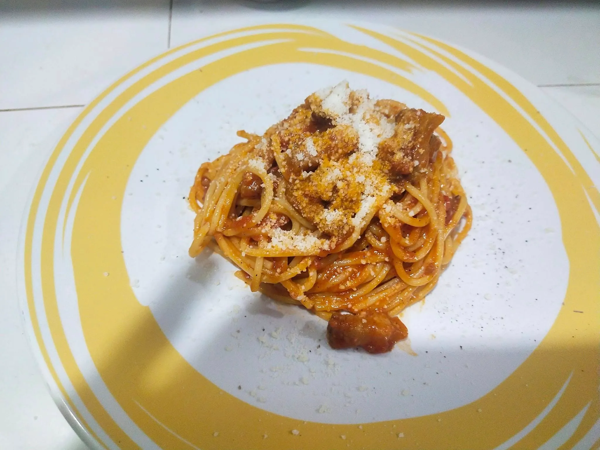 Fresh Italian pasta with rich tomato and meat sauce