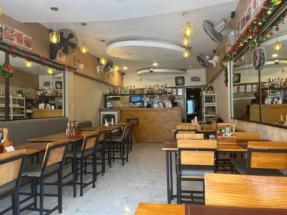 Interior of Tandoori Palace restaurant in Chaweng